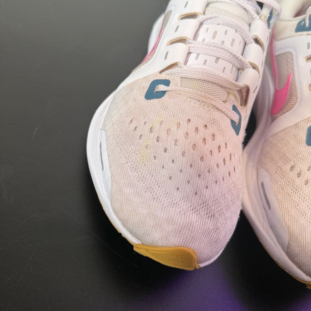 Nike Air Zoom Vomero‎ 16 Womens Size 8 White Pink Running Shoes Athleisure - Picture 11 of 15